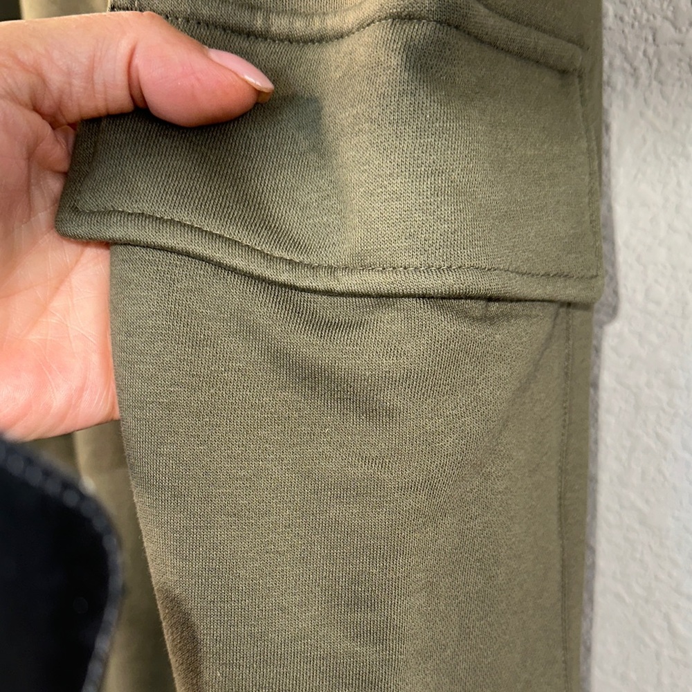 Reebok Khaki‎ Joggers with Cargo Pockets - Picture 5 of 10